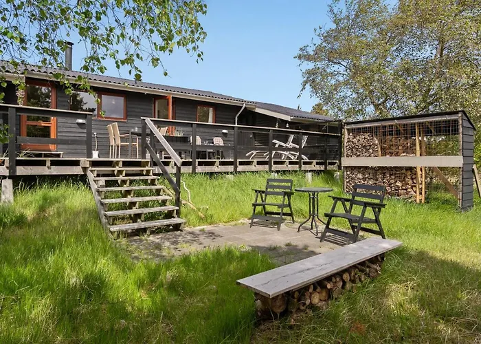 Arjuna - 3-8km From The Sea By Interhome * Tagholm